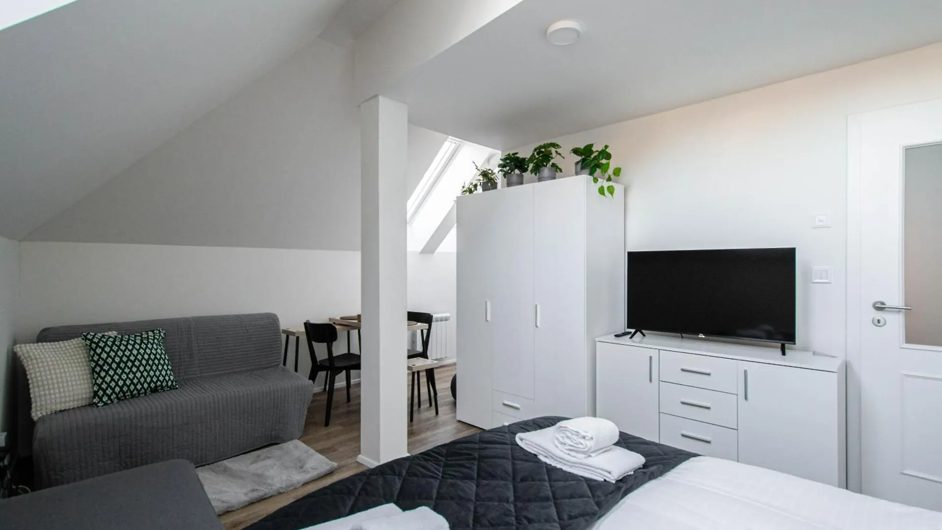 Florenc Charming Studio Prague 0*,